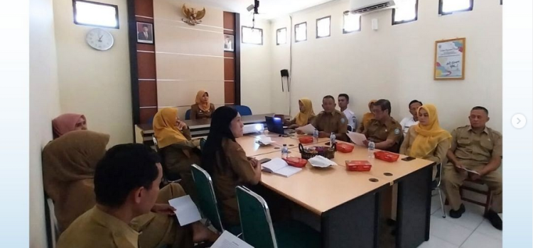 menyelenggarakan rapat koordinasi terkait persiapan pelaksanaan Investment Award Provinsi Jawa Timur