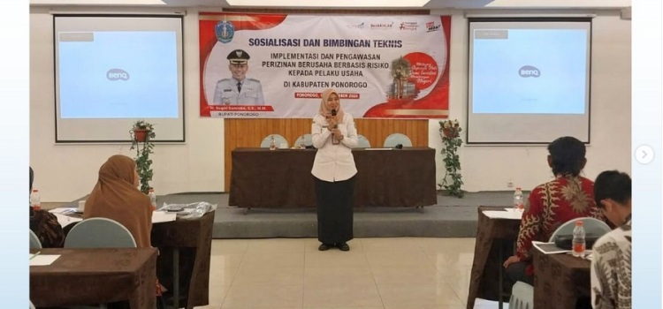 sosialisasi dan bimbingan teknis implentasi perizinan berusaha berbasis resiko kepada pelaku usaha sektor pertanian di kabupaten ponorogo